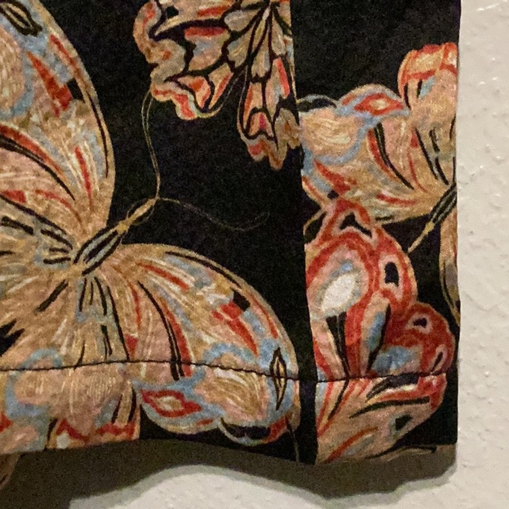 Black Floral Print Wide-Leg Pants - Picture 15 of 15